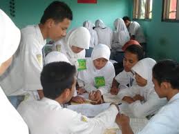 Penerapan Pendekatan Sosial - Emosional dalam Pembelajaran Penerapan Pendekatan Sosial - Emosional dalam Pembelajaran