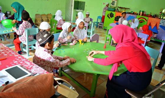 Prinsip Pembelajaran dan Prinsip Asesmen Pada Kurikulum Merdeka Prinsip Pembelajaran dan Prinsip Asesmen Pada Kurikulum Merdeka